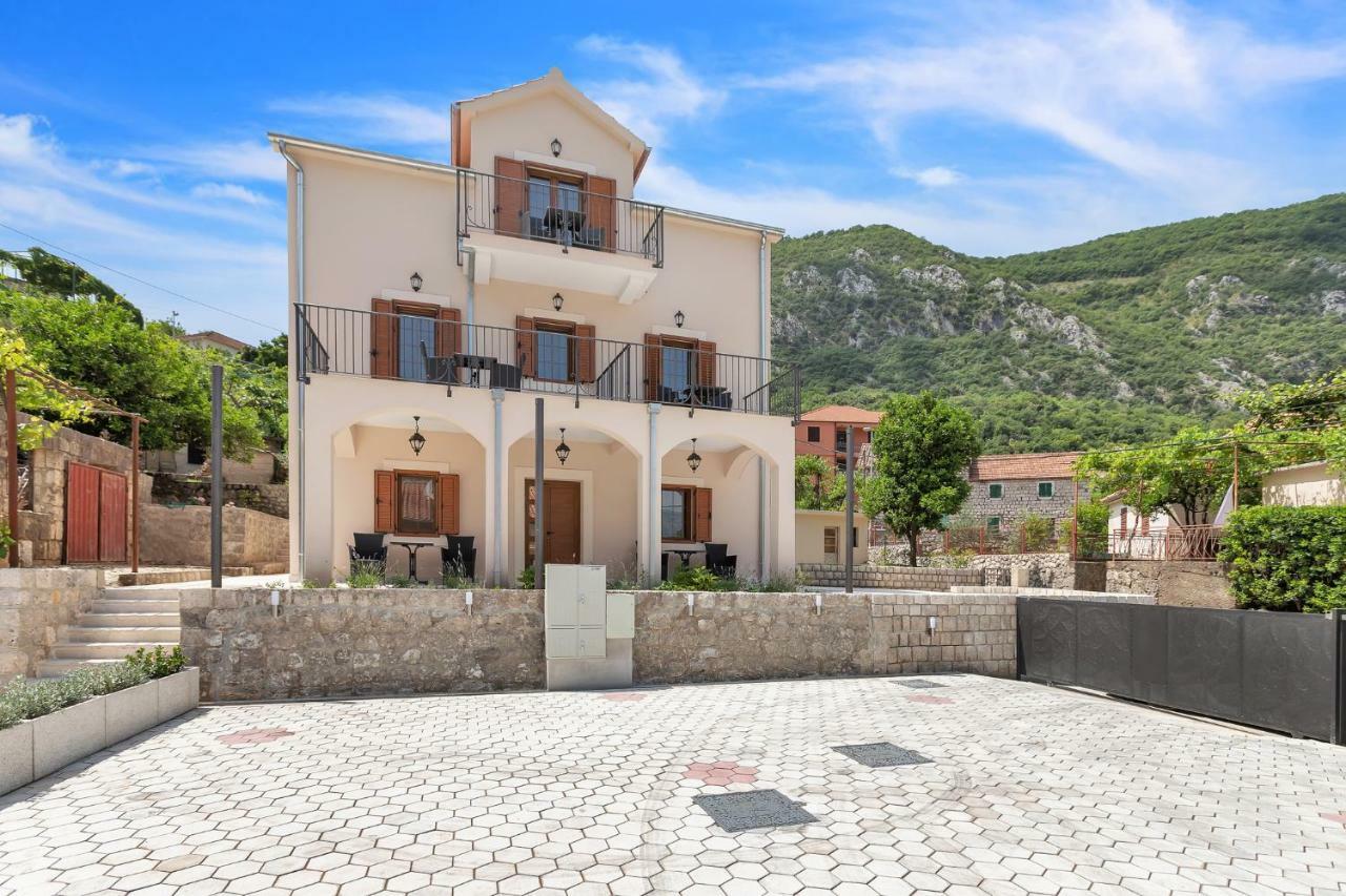 Apartments Mezini 11 Kotor Exterior foto