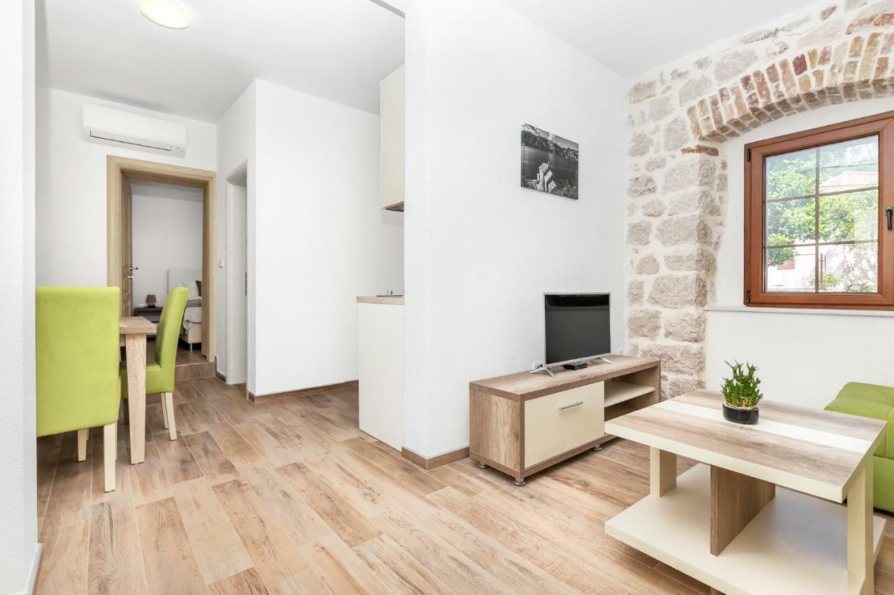 Apartments Mezini 11 Kotor Exterior foto