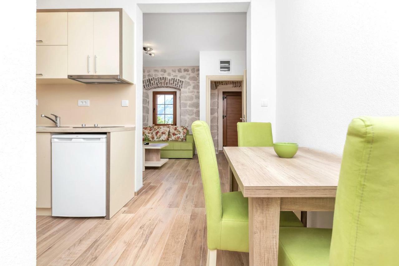 Apartments Mezini 11 Kotor Exterior foto